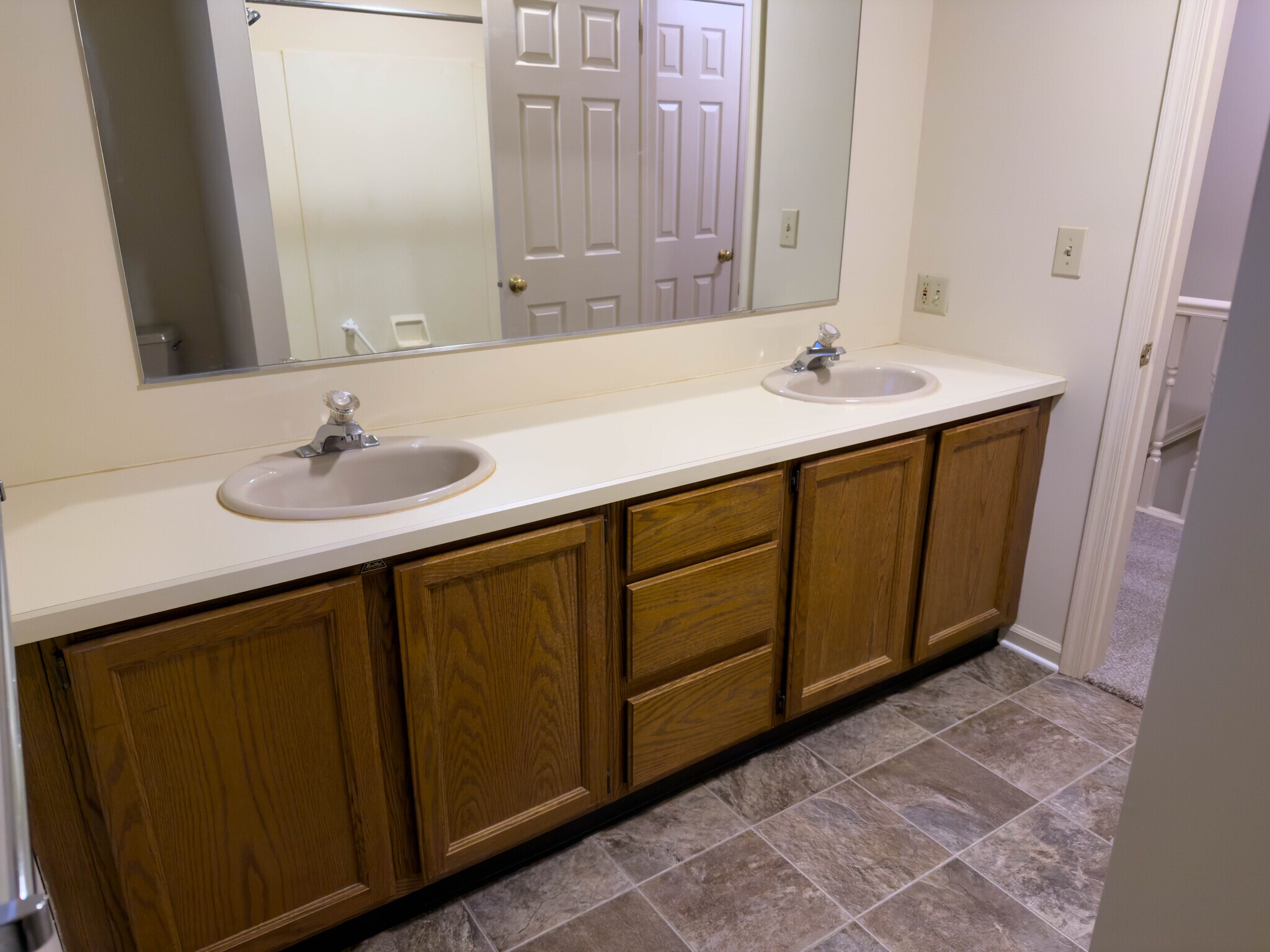 Building Photo - 126 S Court St