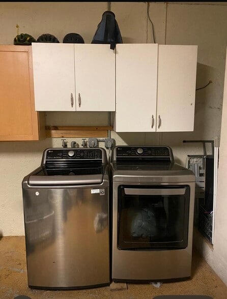 Building Photo - 2430 NW 102nd Ter