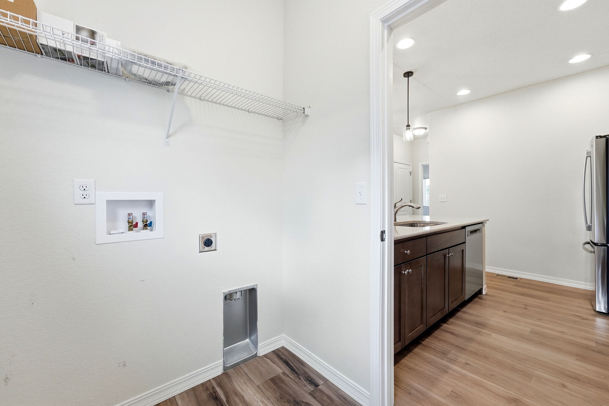 Building Photo - 7421 Marbled Wood Pt