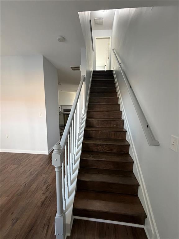 Building Photo - 3381 Hidden Cove Cir NW