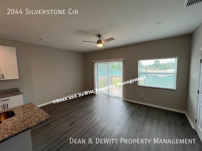 Building Photo - 2044 Silverstone Cir