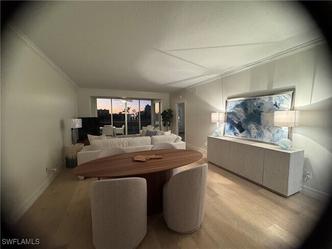 Building Photo - 4140 Bayhead Dr