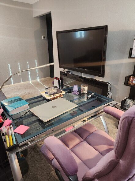 Loft - 6940 Crescent Gold St