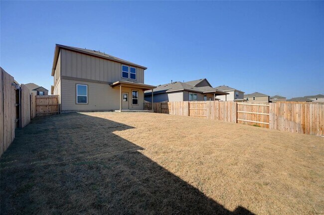 Building Photo - 221 Cherry Vine Dr