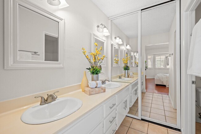 Building Photo - 2 Bedroom home for lease in Walnut