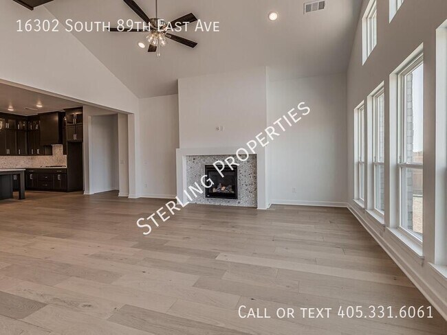 Building Photo - 16302 S 89th E Ave