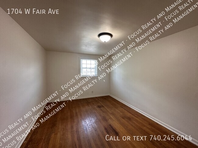 Building Photo - 1704 W Fair Ave