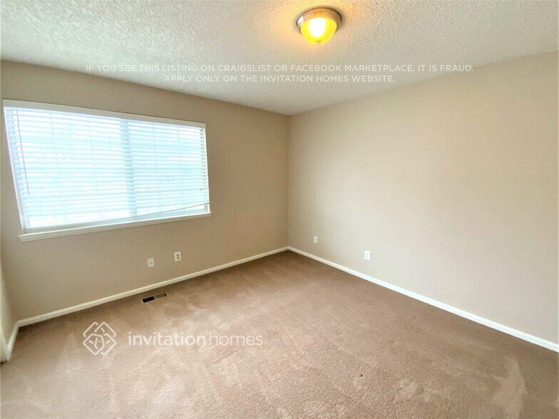 Building Photo - 13368 Birch Cir