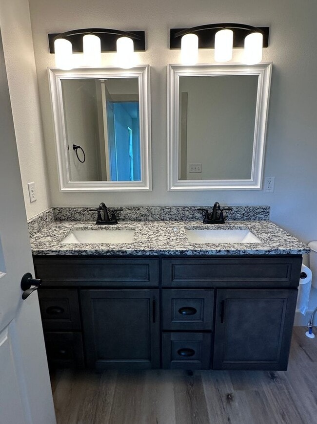 Building Photo - Now Accepting Applications – 4 BED 3 BATH | Summit Pass Subdivision | Waynesville School District