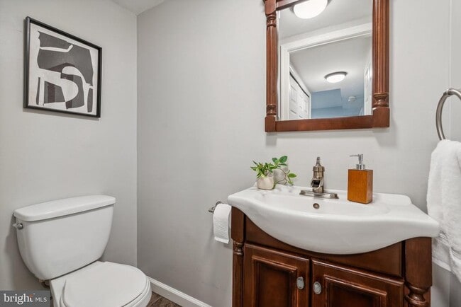 Building Photo - 1765 Carry Pl