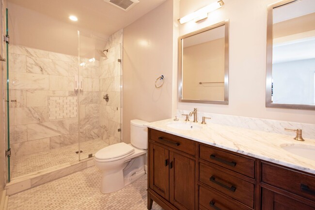 Building Photo - Charming Mesa Farmhouse with Modern Upgrades near Beach Access!