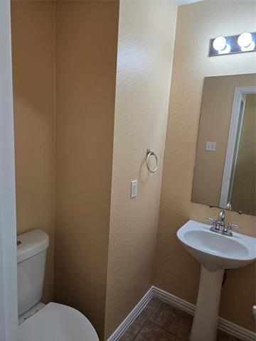 Building Photo - 224 Bluefinch Dr