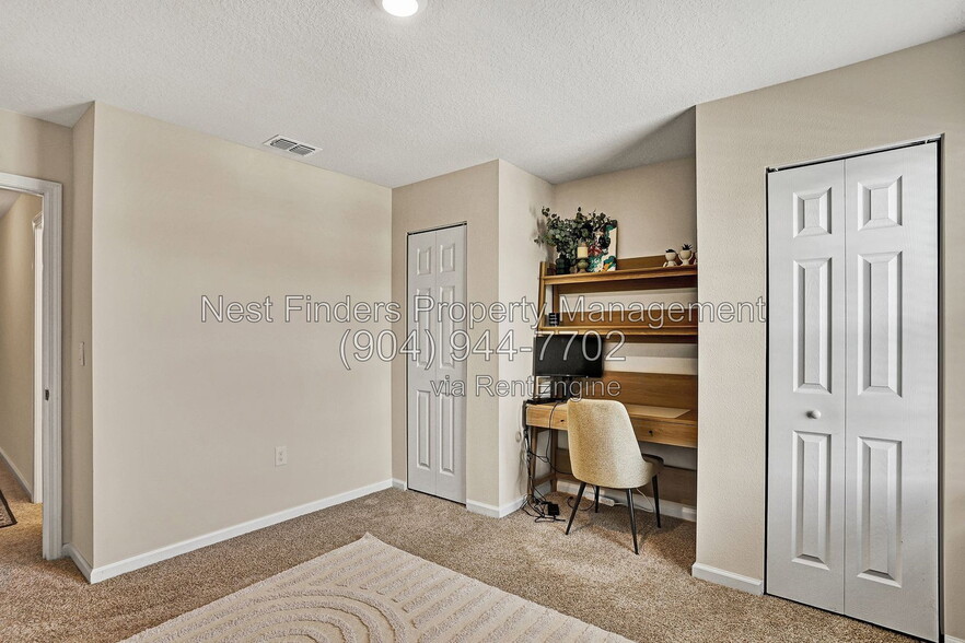 Building Photo - 102 Java Ln