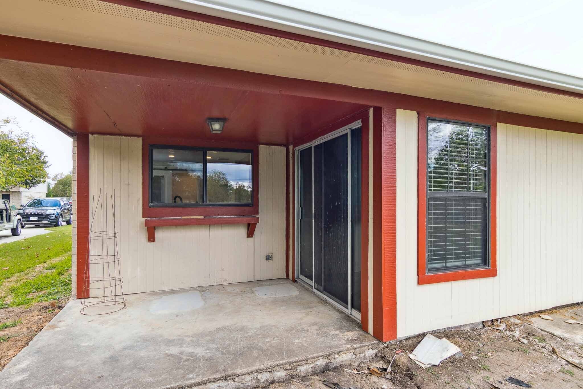 Building Photo - 259 E Castle Harbour Dr