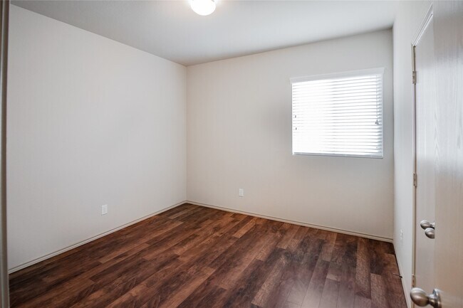 Building Photo - 20514 Chatfield Bend Way