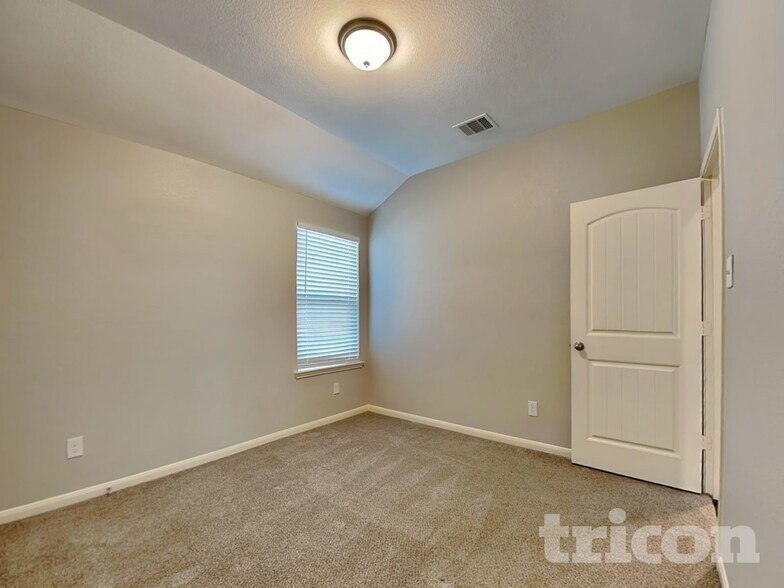 Building Photo - 6918 Scarlet Sagebrush St