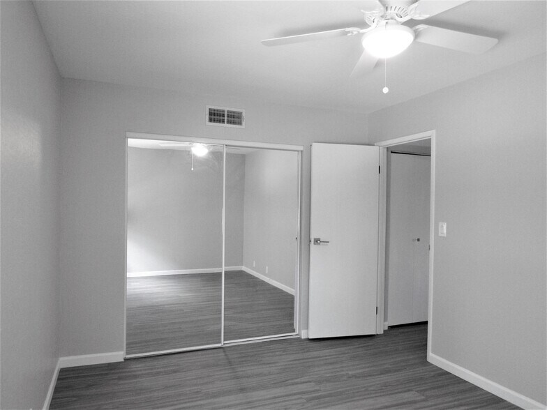 2nd bedroom - 4620 N 68th St