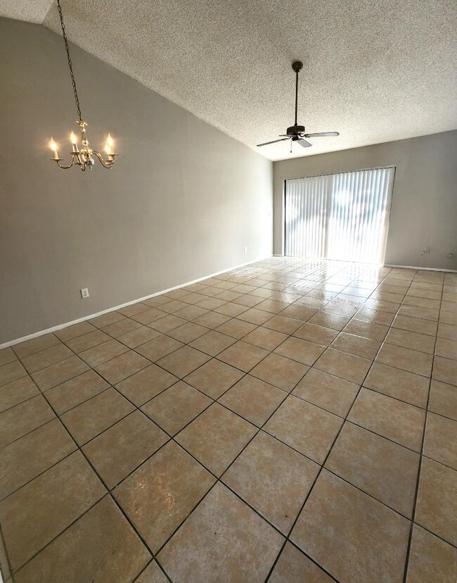 Building Photo - 2913 Prince Oak Ct