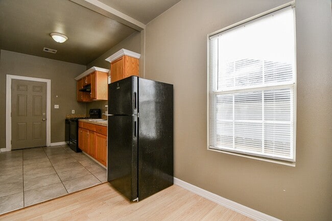 Building Photo - 1117 Fred St