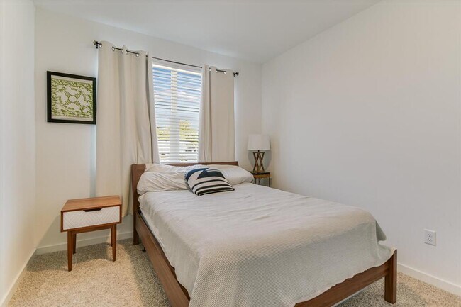 Building Photo - 14409 Cantarra Dr