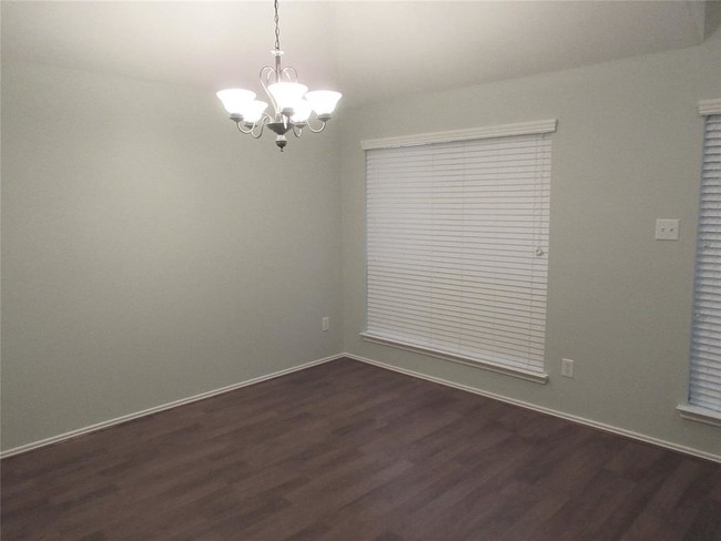 Building Photo - 11035 KNOBBLEY Oak Ct