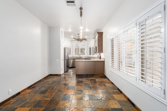 Building Photo - 11188 N 110th Pl