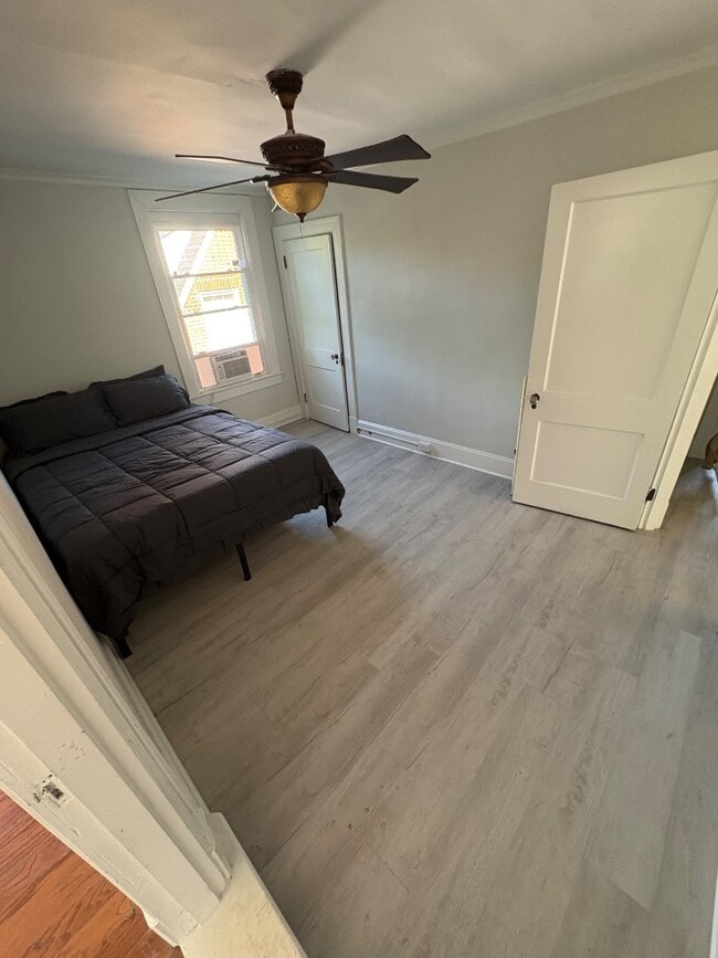 Building Photo - 447 Avondale Dr