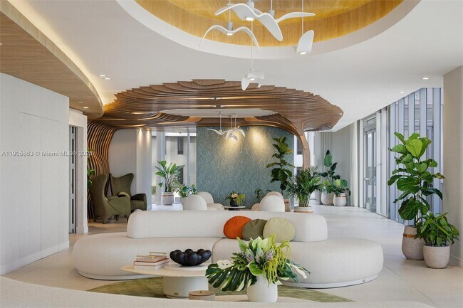 Building Photo - 700 NE 24th St