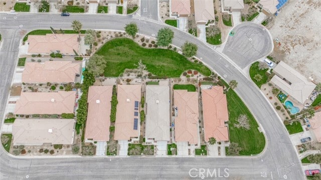 Building Photo - 49880 Bates Dr