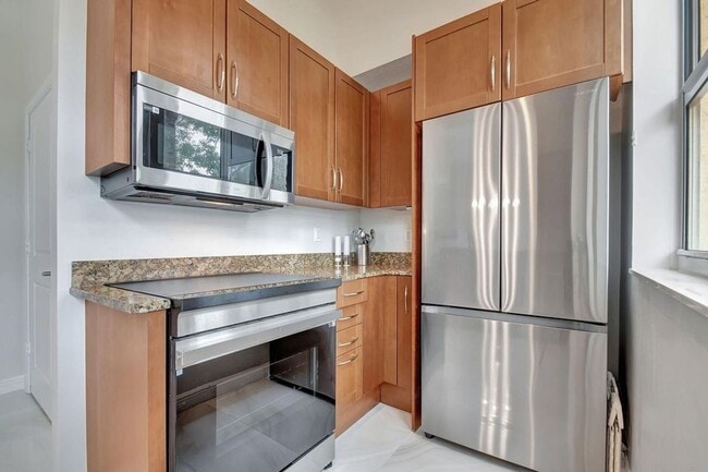 Building Photo - 350 N Federal Hwy