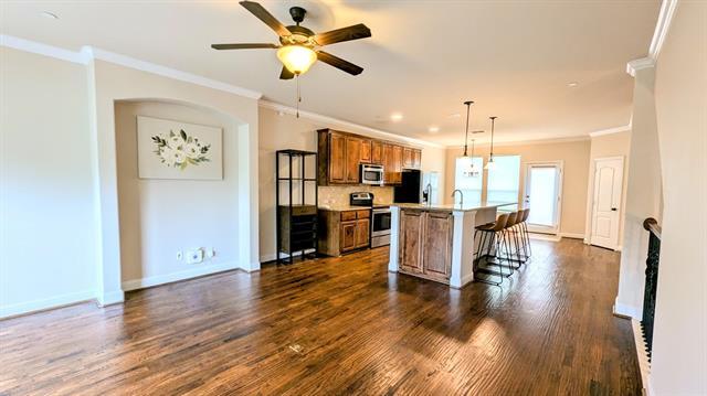 Building Photo - 2500 Rockbrook Dr