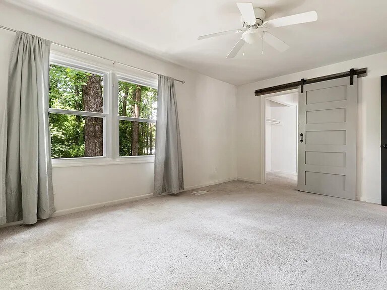 Building Photo - 3260 Overton Manor Dr