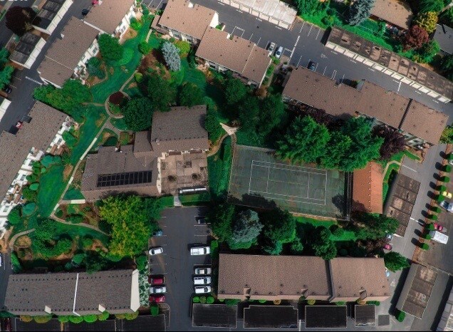 aerial of Greenbrook complex - 200 SW Florence Ave
