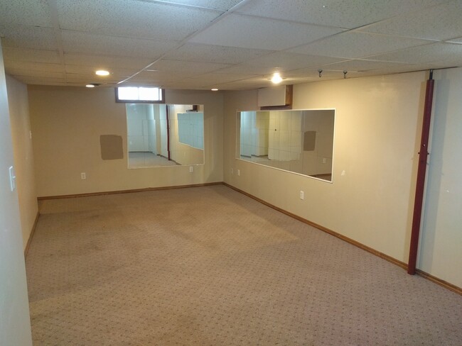 Building Photo - 3111 Vine St