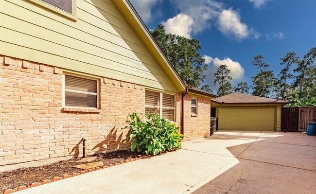 Building Photo - 19519 Enchanted Spring Dr