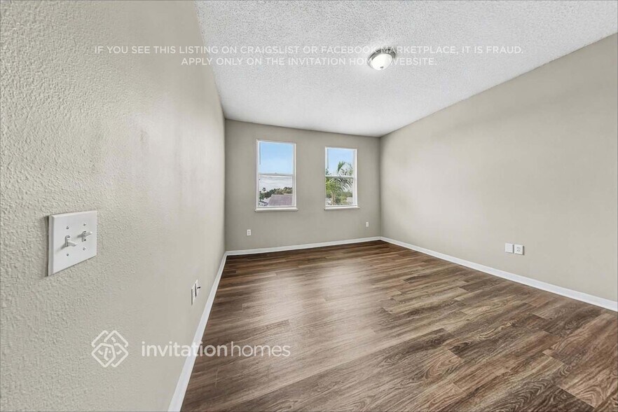 Building Photo - 4502 Stable Dr