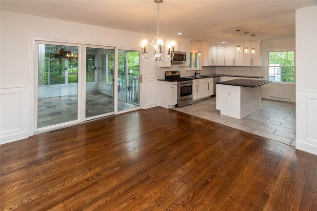 Building Photo - 37 Clover Hill Dr