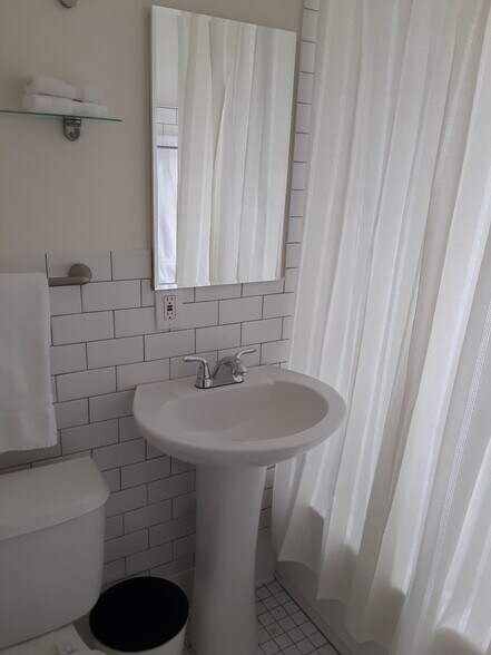 Building Photo - 4101 Dallas St