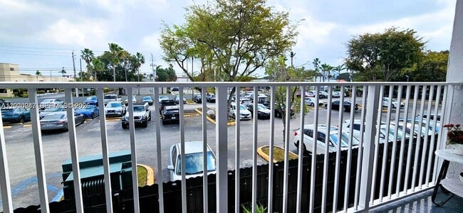 Building Photo - 4804 NW 79th Ave