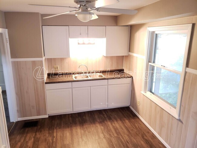 Building Photo - $599 Security Deposit Special!