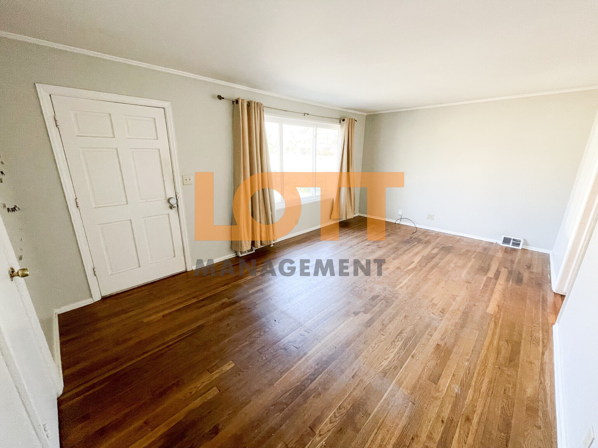 Building Photo - 126 Forestdale Dr