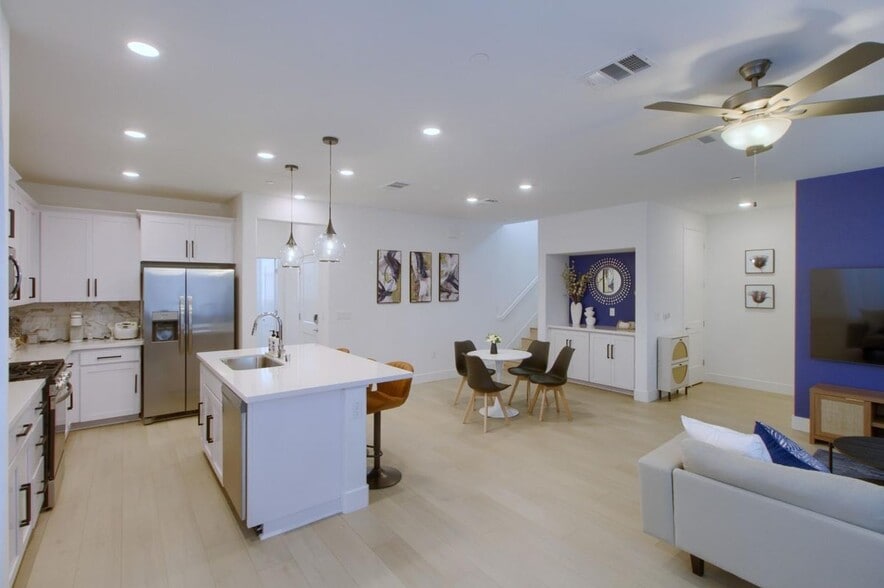 Building Photo - 2123 Sieber Dr