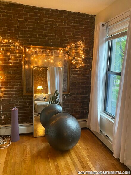 Building Photo - 38 Bradford St