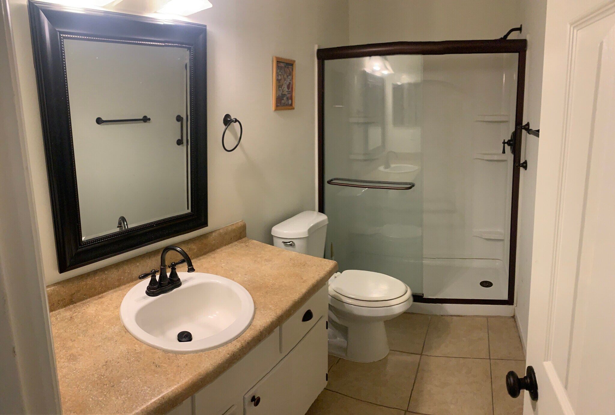 Master Bath - 812 Ashlyn Forest Dr