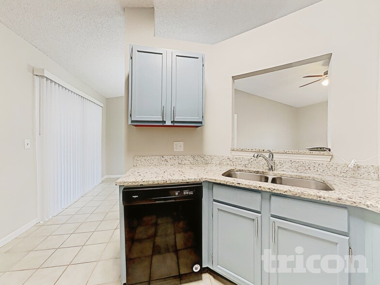 Building Photo - 2980 Lagoon Ave