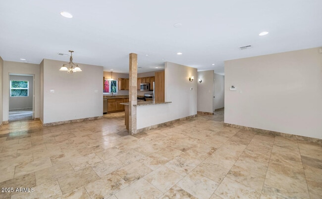 Building Photo - 3822 E Monterosa St