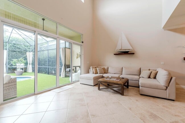 Building Photo - 106 Renaissance Dr