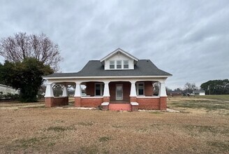 Building Photo - Charming 3-bedroom, 2-bath home in Turkey, NC