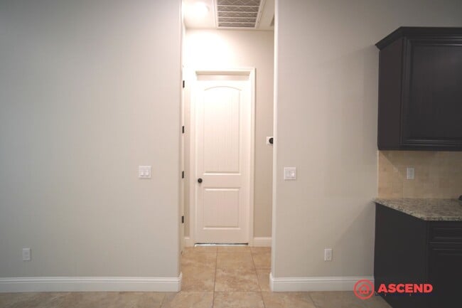 Building Photo - Breathtaking Home Off Calloway and Snow Rd!