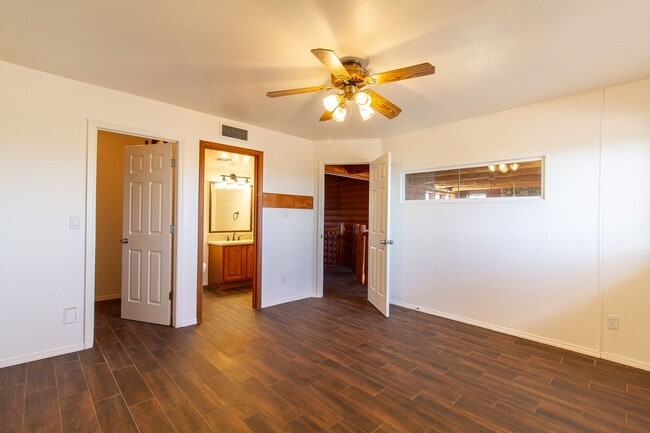 Building Photo - Fountain Hills 3 bedroom condo with Amazing Views of Four Peaks & Fountain